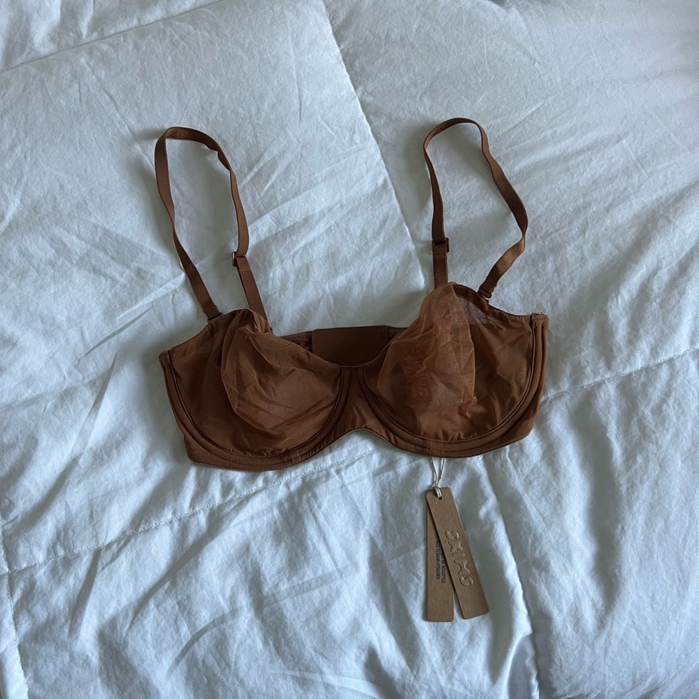 New With Tags Skims Ultra Fine Mesh Strapless Bra